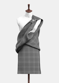 Hebridean Cairn Tartan Great Kilt Front