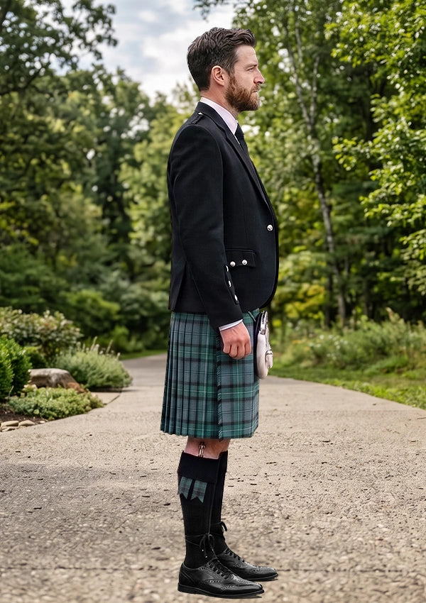 Traditional_Aberfeldy_Tartan_7748_Kilt_and_Argyle_Jacket_Kilt_Outfit_right_image