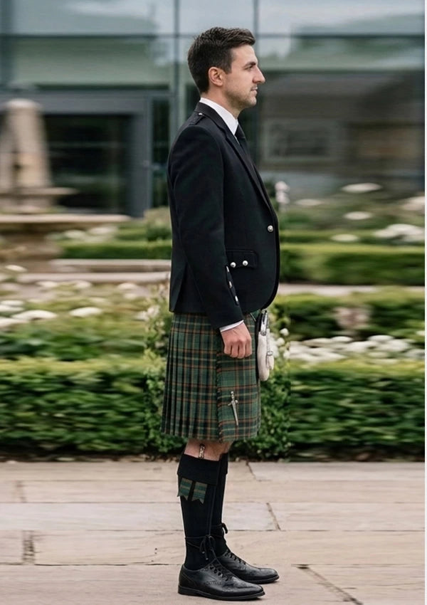 Traditional_Antrim_County_Tartan_2282_Kilt_and_Argyle_Jacket_Kilt_Outfit_right_image