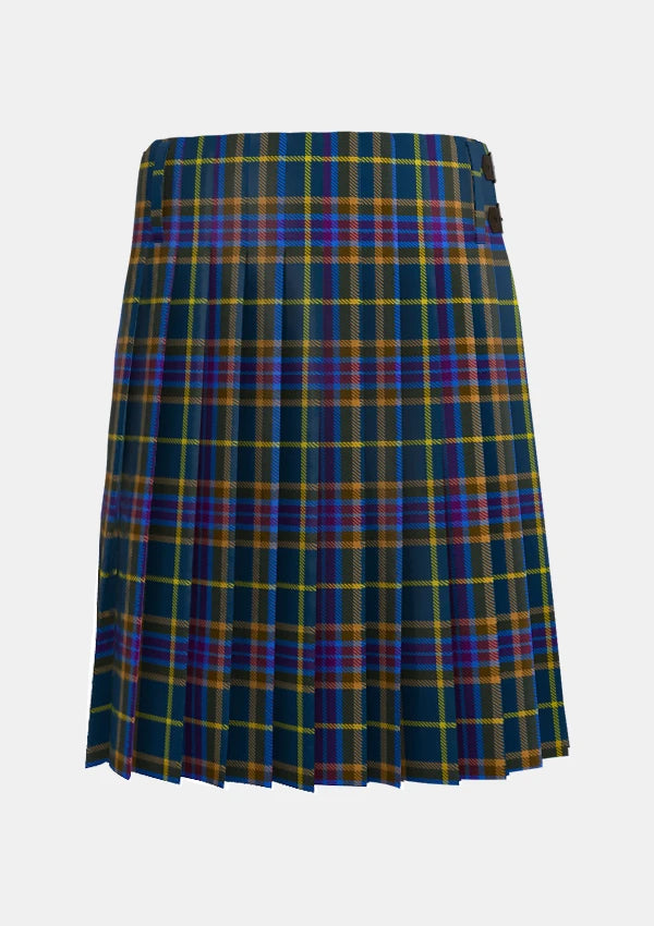 Traditional_Arbuckle__John_Robertson_back_image_with_pleated_design_and_adjustable_buckles_for_men