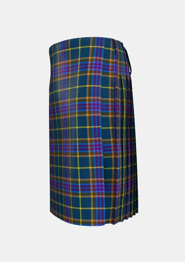 Traditional_Arbuckle__John_Robertson_left_image_with_pleated_design_and_adjustable_buckles_for_men