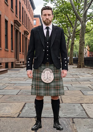 Traditional_Beckett_Beaumont_Tartan_Kilt_and_Argyle_Jacket_Kilt_Outfit_front_image