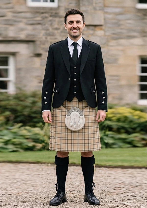 Traditional_Beige_tartan_Kilt_and_Argyle_Jacket_Kilt_Outfit_front_image