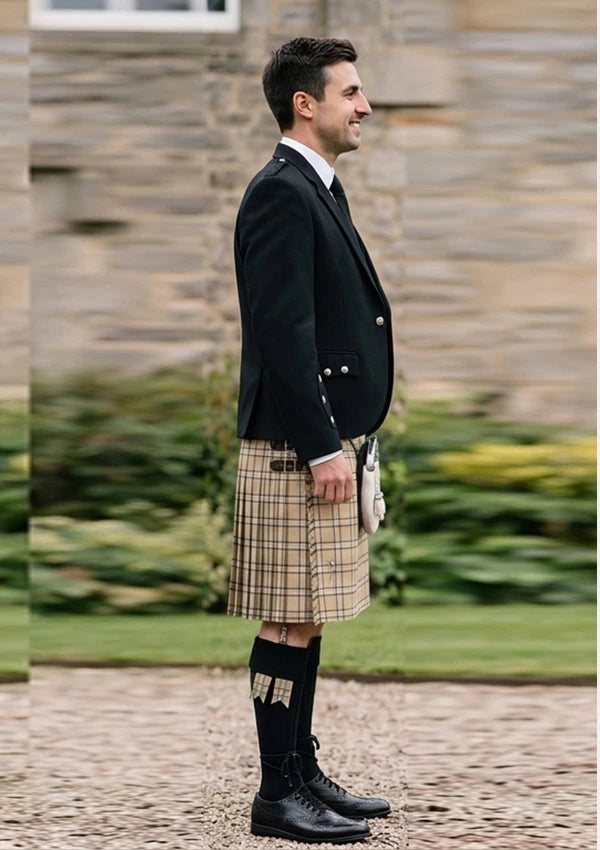 Traditional_Beige_tartan_Kilt_and_Argyle_Jacket_Kilt_Outfit_right_image