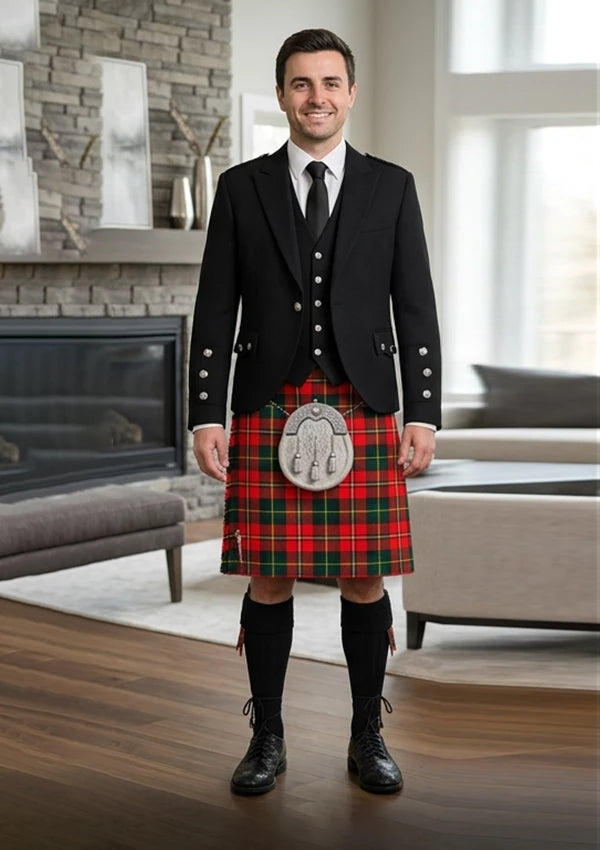 Traditional_Body_Modern_Tartan_Kilt_and_Argyle_Jacket_Kilt_Outfit_front_image