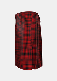 Traditional_Border_Reiver__The_Tartan_kilt_2471_left_image_with_pleated_design_and_adjustable_buckles_for_men