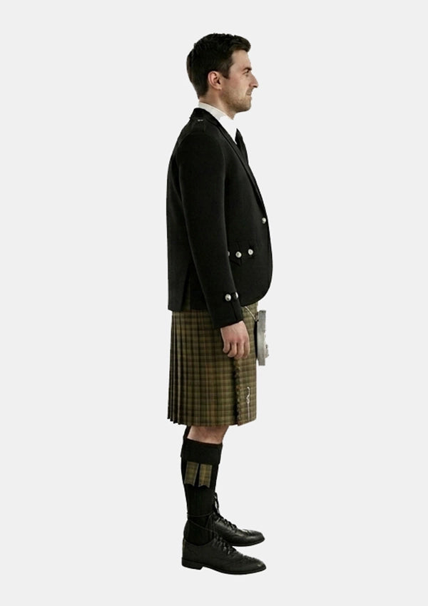 Traditional_Braveheart_tartan_7025_Kilt_and_Argyle_Jacket_Kilt_Outfits_right_image