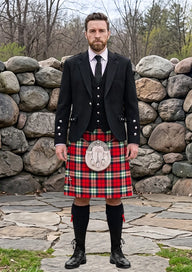 Traditional_Bro_Sant_Malou_Tartan_Kilt_and_Argyle_Jacket_Kilt_Outfit_front_image