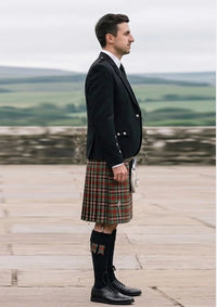 Traditional_Bruce_of_Kinnaird_Tartan_Kilt_and_Argyle_Jacket_Kilt_Outfit_right_image