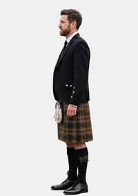 Traditional_Buchanan_Hunting_Modern_Tartan_Kilt_and_Argyle_Jacket_Kilt_Outfits_left_image