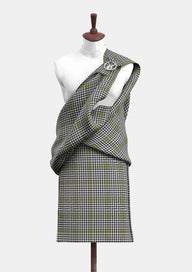 Traditional_Burns_tartan_1736_Great_Kilt_front_image