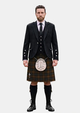 Traditional_Calderwood_R_Family_Tartan_Kilt_and_Argyle_Jacket_Kilt_Outfits_front_image
