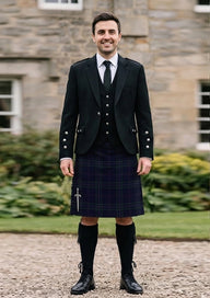 Traditional_Callaghan_Tartan_7299_Kilt_and_Argyle_Jacket_Kilt_Outfit_front_image
