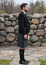 Traditional_Campbell_of_Cawdor_Tartan_Kilt_and_Argyle_Jacket_Kilt_Outfit_right_image