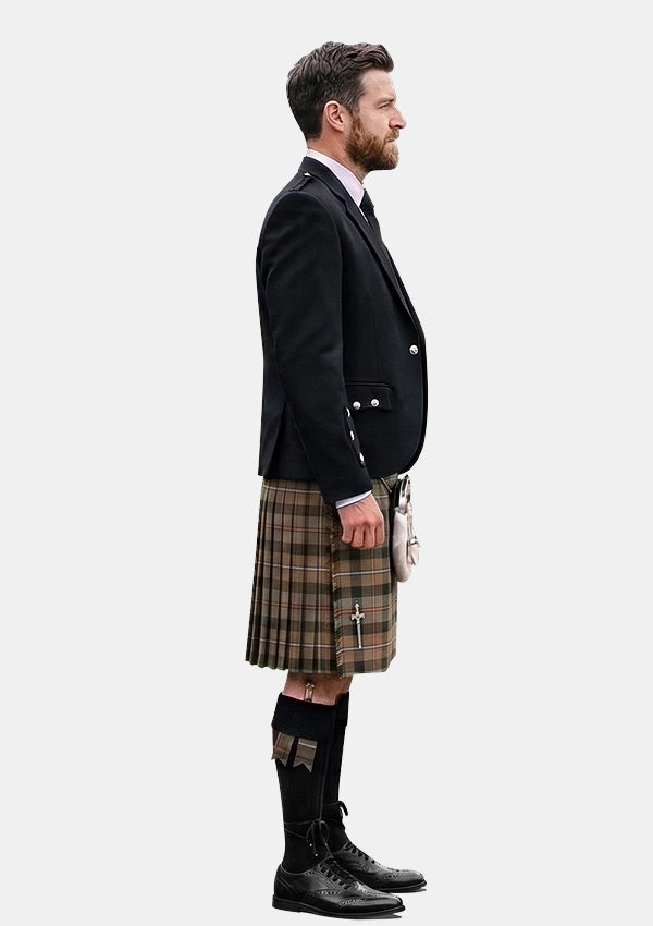 Traditional_Campbell_of_Cawdor_Weathered_Tartan_Kilt_and_Argyle_Jacket_Kilt_Outfits_right_image