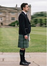 Traditional_Carter_Tartan_10259_Kilt_and_Argyle_Jacket_Kilt_Outfit_right_image