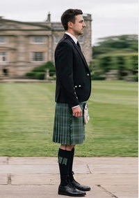 Traditional_Carter_Tartan_10259_Kilt_and_Argyle_Jacket_Kilt_Outfit_right_image