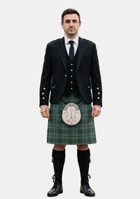 Traditional_Carter_Tartan_10259_Kilt_and_Argyle_Jacket_Kilt_Outfits_front_image