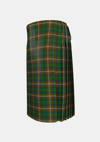 Traditional_Chisholm_Hunting_Tartan_1458_kilt_left_image_with_pleated_design_and_adjustable_buckles_for_men