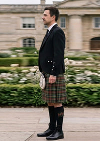 Traditional_Currie_of_Arran_Tartan_Kilt_and_Argyle_Jacket_Kilt_Outfit_left_image