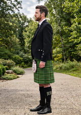Traditional_Dalwhinnie_Tartan_1018_Kilt_and_Argyle_Jacket_Kilt_Outfit_left_image