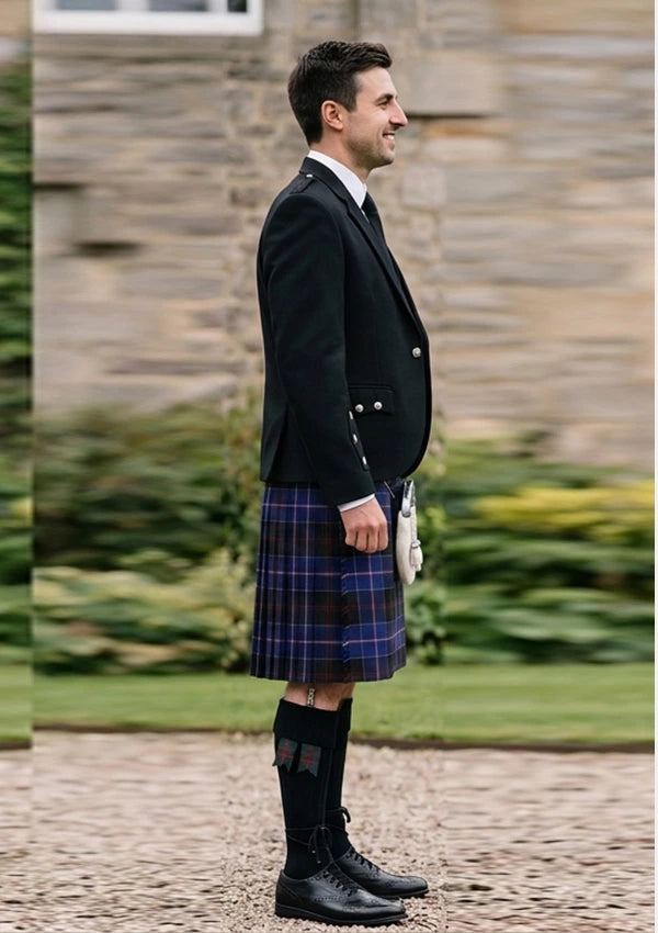 Traditional_Dunlop_tartan_1197_Kilt_and_Argyle_Jacket_Kilt_Outfit_right_image