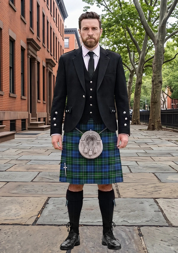 Traditional_Dyer_Tartan_4027_Kilt_and_Argyle_Jacket_Kilt_Outfit_front_image