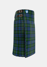 Traditional_Dyer_Tartan_4027_kilt_right_image_with_pleated_design_and_adjustable_buckles_for_men