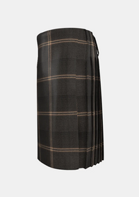 Traditional_Eternity_tartan_left_image_with_pleated_design_and_adjustable_buckles_for_men