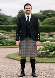 Traditional_Falkirk_Tartan_2347_Kilt_and_Argyle_Jacket_Kilt_Outfit_front_image