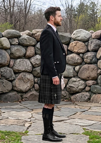 Traditional_Freedom_of_Scotland_Tartan_Kilt_and_Argyle_Jacket_Kilt_Outfit_right_image