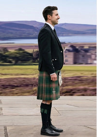 Traditional_Gallagher_Ancient_Tartan_4053_Kilt_and_Argyle_Jacket_Kilt_Outfit_right_image