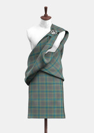 Traditional_Giants_Causeway_Tartan_10430_Great_Kilt_front_image