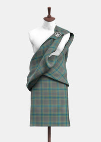 Traditional_Giants_Causeway_Tartan_10430_Great_Kilt_front_image