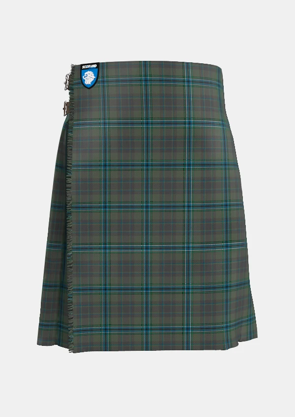 Traditional_Giants_Causeway_Tartan_kilt_front_image_with_pleated_design_and_adjustable_buckles_for_men