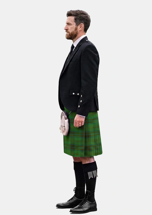 Traditional_Glenlivet_Tartan_193_Kilt_and_Argyle_Jacket_Kilt_Outfits_left_image