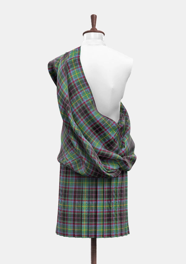 Traditional_Gordonstoun_Tartan_362_Great_Kilt_back_image
