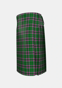 Traditional_Gray_Hunting_Tartan_1079_kilt_left_image_with_pleated_design_and_adjustable_buckles_for_men