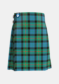Traditional_Gunn_Tartan_kilt_front_image_with_pleated_design_and_adjustable_buckles_for_men
