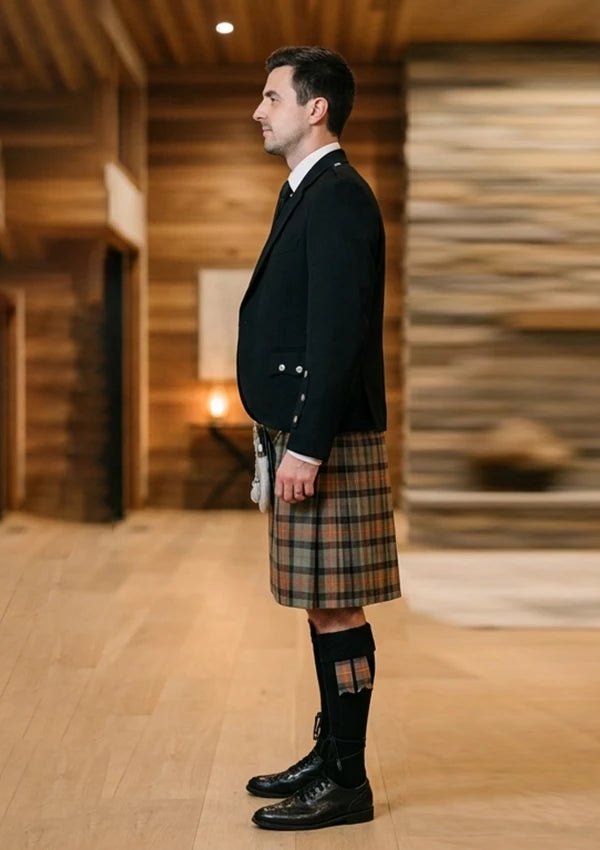 Traditional_Gunn_Weathered_Tartan_Kilt_and_Argyle_Jacket_Kilt_Outfit_left_image