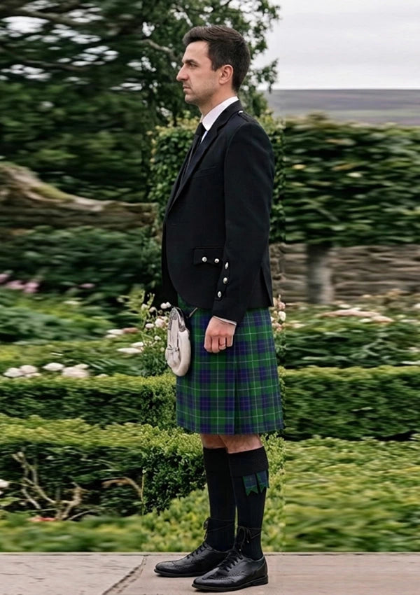 Traditional_Hamilton_Green_Hunting_Tartan_139_Kilt_and_Argyle_Jacket_Kilt_Outfit_left_image