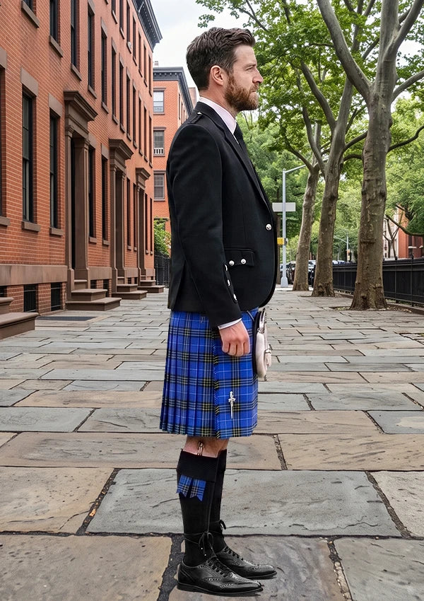 Traditional_Hannah_Tartan_3257_Kilt_and_Argyle_Jacket_Kilt_Outfit_right_image