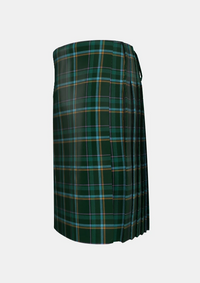 Traditional_Heartfelt_Welcome_Tartan_kilt_left_image_with_pleated_design_and_adjustable_buckles_for_men