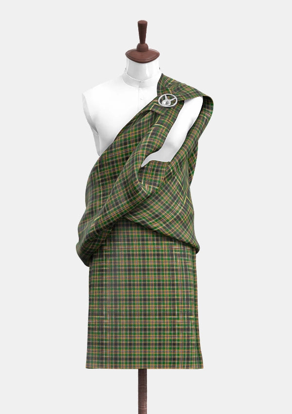 Traditional_Hebrides_Tartan_5172_Great_Kilt_front_image