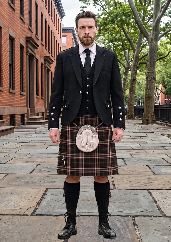 Traditional_Heritage_of_Ireland_Tartan_Kilt_and_Argyle_Jacket_Kilt_Outfit_front_image