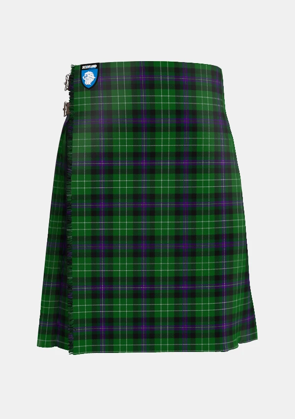 Traditional_Hibernian_Football_Club_2559_front_image_with_pleated_design_and_adjustable_buckles_for_men