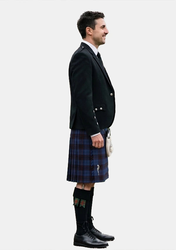 Traditional_Hume_tartan_127_Kilt_and_Argyle_Jacket_Kilt_Outfits_right_image