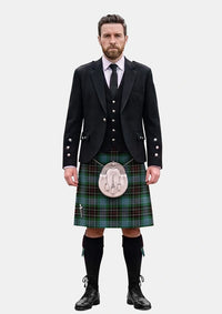 Traditional_Hyslop_Hunting_Tartan_2137_Kilt_and_Argyle_Jacket_Kilt_Outfits_front_image