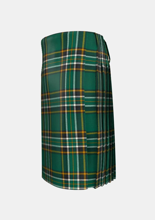 Traditional_Irish_tartan_left_image_with_pleated_design_and_adjustable_buckles_for_men