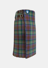 Traditional_Isle_of_Skye_tartan_right_image_with_pleated_design_and_adjustable_buckles_for_men